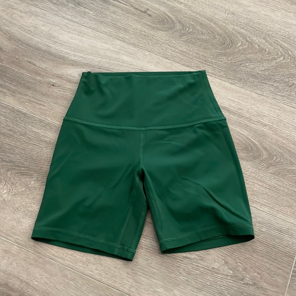 SOLD OUT Everglade green align 6” bike shorts